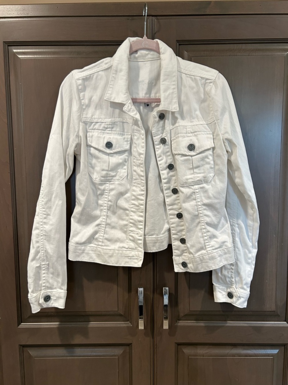 Kut from the Kloth Button Front Denim Jacket in White, Size M